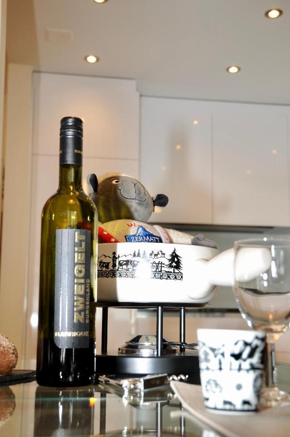 Emelie Zermatt 4**** Apartment Luaran gambar